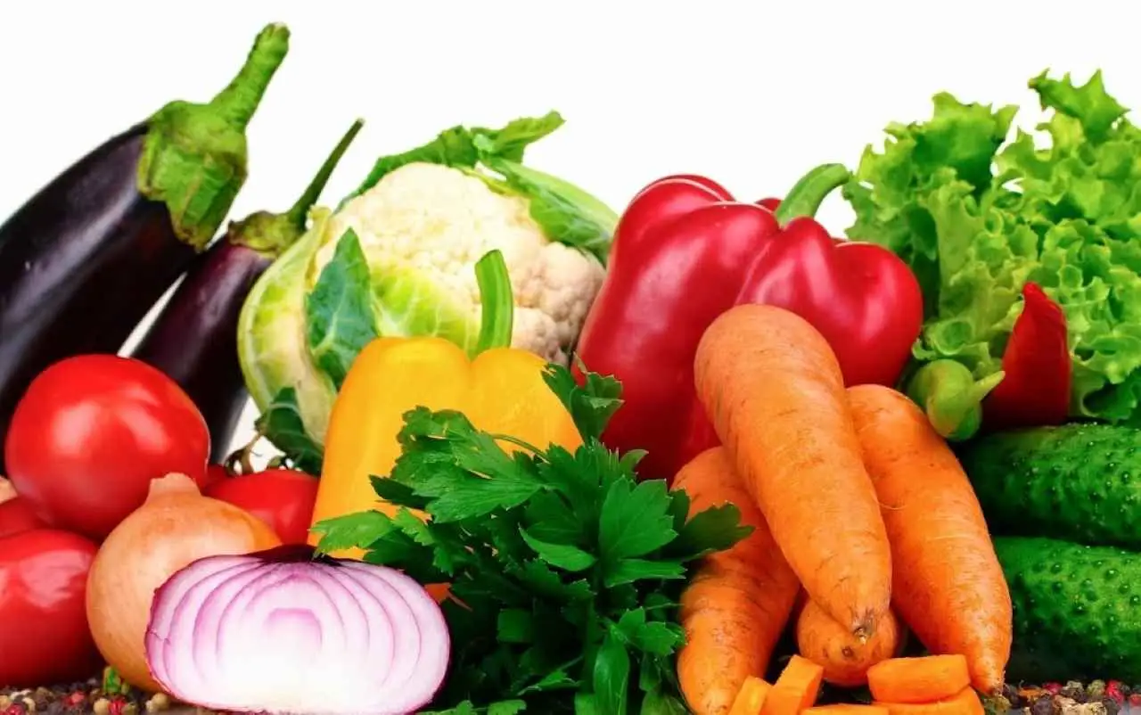 Frutta o ortaggi? Ecco come distinguere mele, pomodori e tanto altro